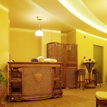 호텔 The Vineyards Boutique & 4*