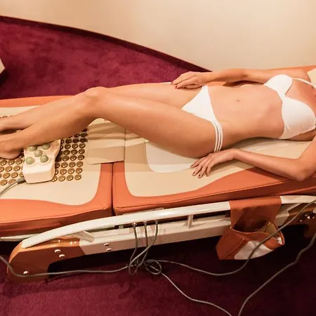 The Vineyards Boutique & 아헬로이