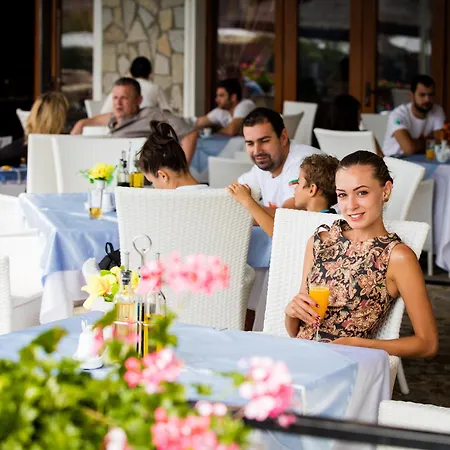 Ξενοδοχείο The Vineyards Boutique & Πομόριε