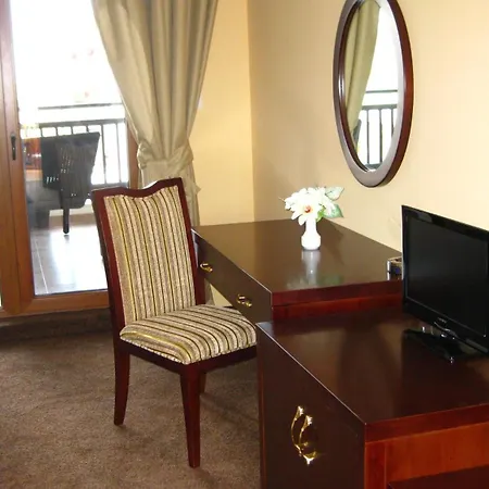 The Vineyards Boutique & Хотел 4*